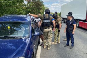 Правоохранители задержали одного из участников схемы при передаче денег