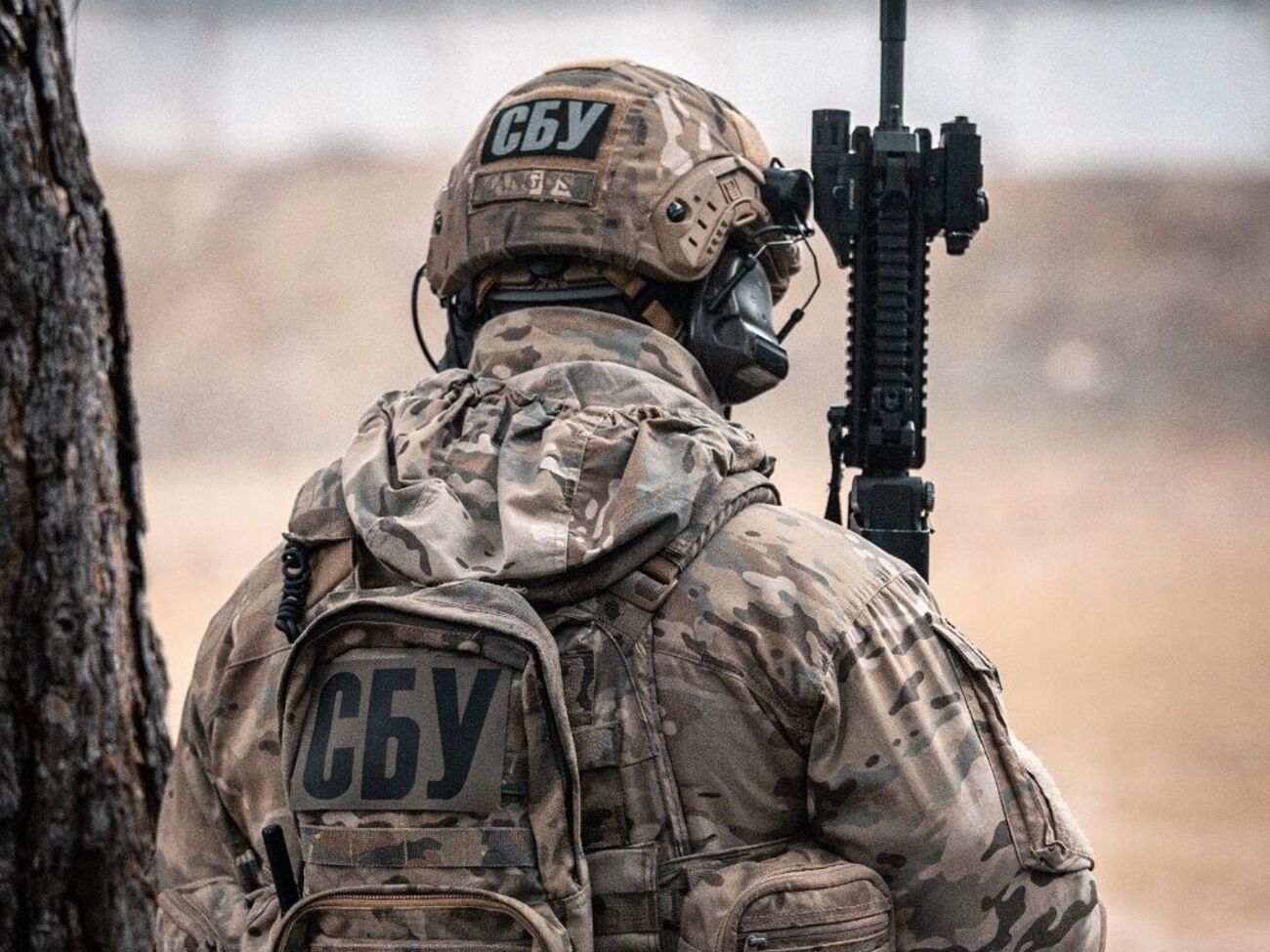 Следователи СБУ сообщили задержанному о подозрении в государственной измене, совершенной в условиях военного положения