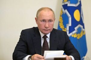 Вік і відрив від реальності погано вплинули на психічне здоров'я Путіна, вважає Арестович