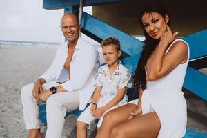 Яма разом із дружиною Ліліаною виховує сина Леона