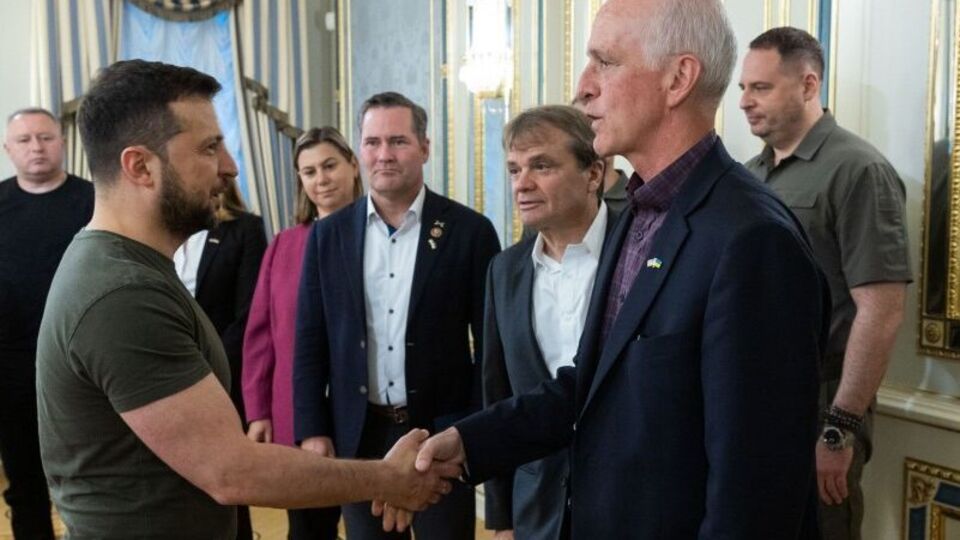 Зеленський провів зустріч із делегацією Палати представників США на чолі з Адамом Смітом
