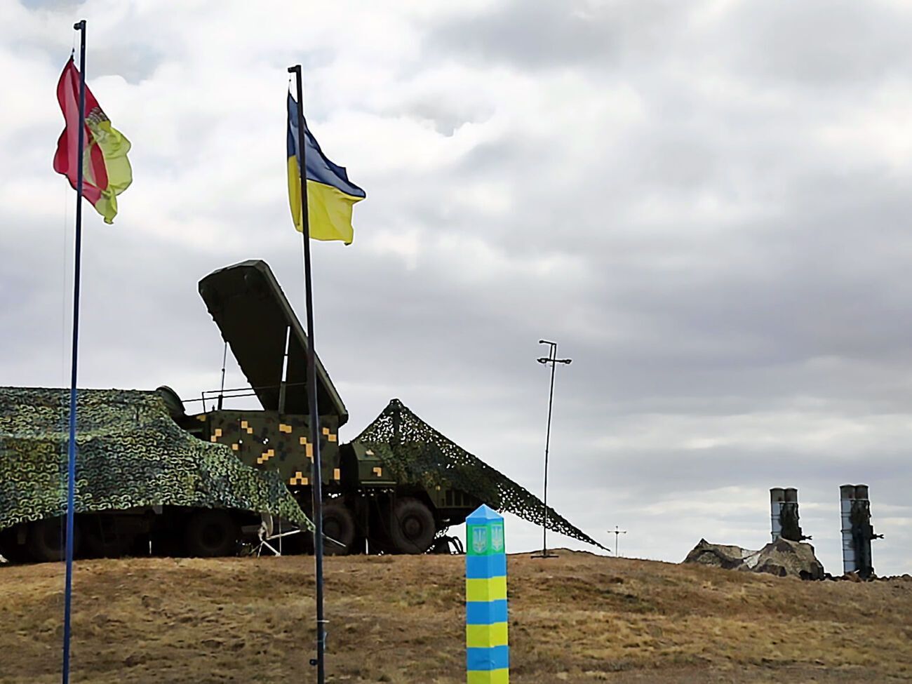 Зеленский отметил, что часть ракет украинские силы ПВО сбивают