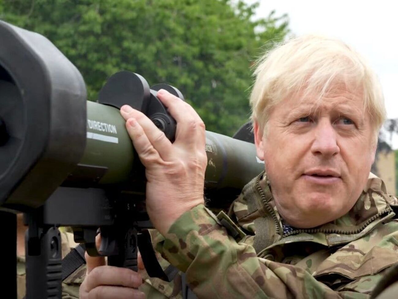 Джонсон во время тренировок целился из противотанкового ракетного комплекса