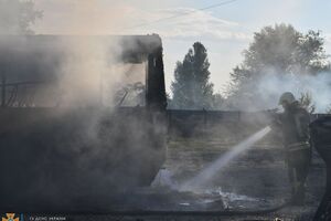 Вчера вечером РФ обстреляла Корабельный район Николаева. Повреждены в том числе гараж и автомобили