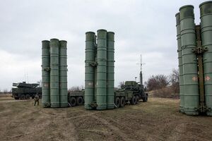 Росія обстрілює Миколаїв зенітними ракетами С-300