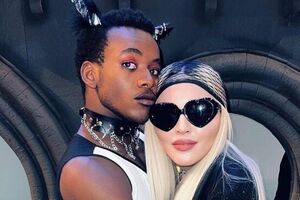 Мадонна поделилась домашним видео с участием приемных детей