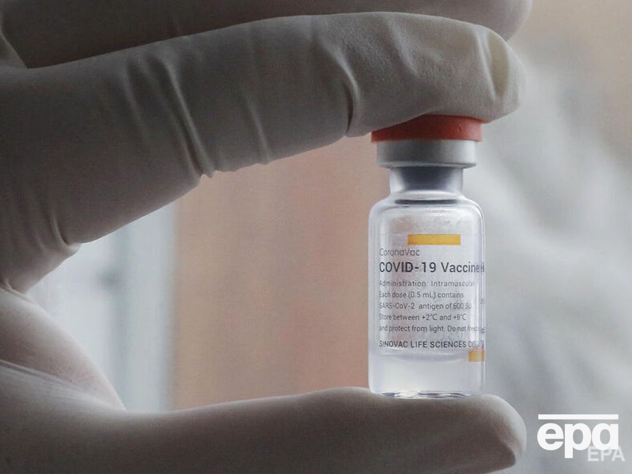 Во время военного положения в Киеве работают 112 центров вакцинации