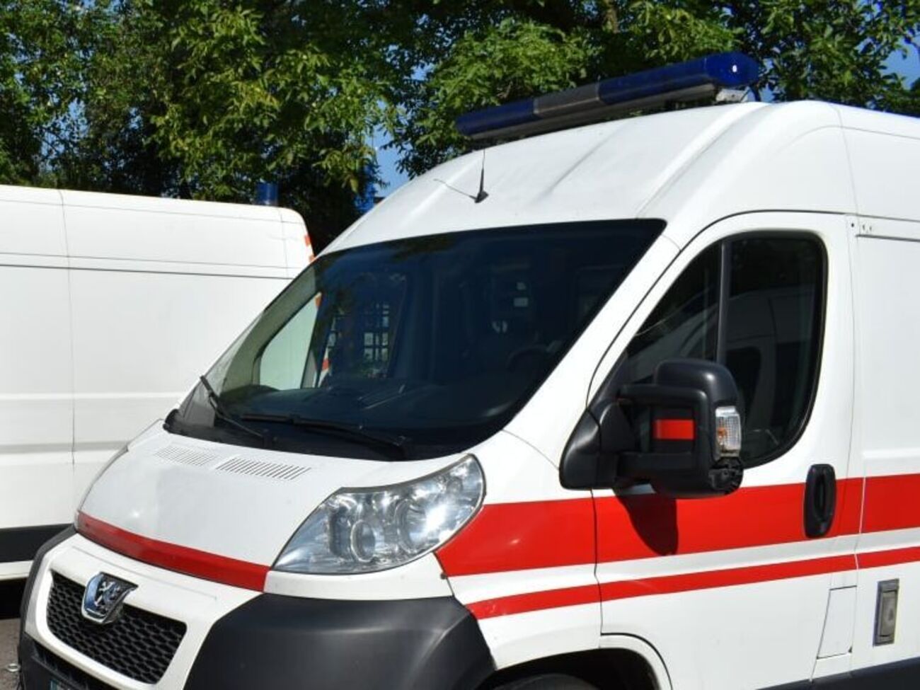 Есть попавшие в больницу, отметил глава ОВА