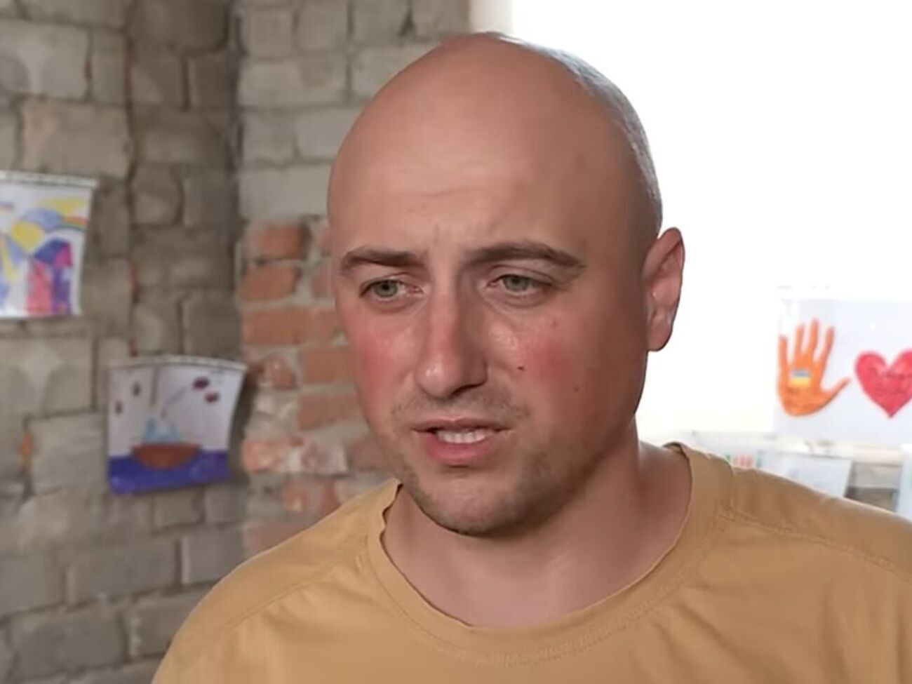 Чорний: Я не знаю, як це сталося і хто в тому винен, чому ці мости залишилися цілими. Але, я думаю, після закінчення війни влада розбереться
