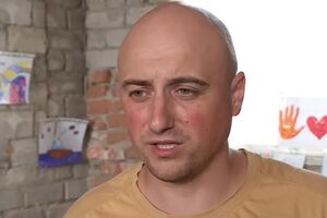 Чорний: Я не знаю, як це сталося і хто в тому винен, чому ці мости залишилися цілими. Але, я думаю, після закінчення війни влада розбереться