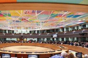 Принятый министрами план предполагает возможность объявления тревоги в рамках ЕС в случае широкомасштабного дефицита газовых поставок