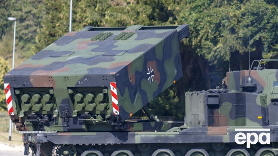 Коментуючи передавання Україні Mars II, Ламбрехт заявила, що Німеччина дотримується свого слова