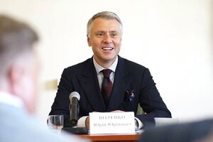 Питання звільнення Вітренка ще не вирішили, пише "Економічна правда"