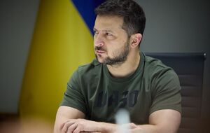 Зеленський зазначив, що армія РФ сьогодні вранці у Затоці зруйнувала приватні будинки