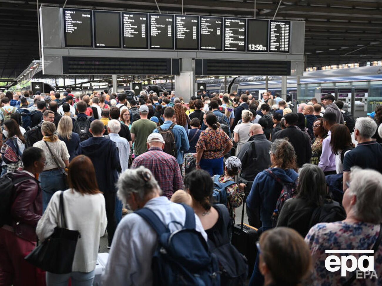 Поезда начнут ходить в штатном режиме с утра 28 июля