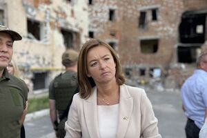 Файон сьогодні перебуває з візитом в Україні