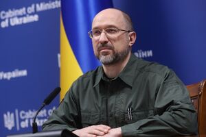Шмигаль заявив, що громадянство України – це привілей. Щоб його набути, потрібно скласти комплексний іспит