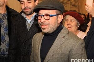 Корбан хочет получить от Данилова ответы на тему двойного гражданства