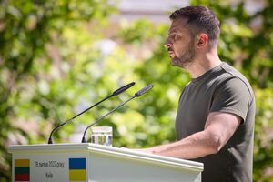 Зеленский: Мы не обмениваем и не торгуем территориями независимой Украины. Мы не имеем на это права