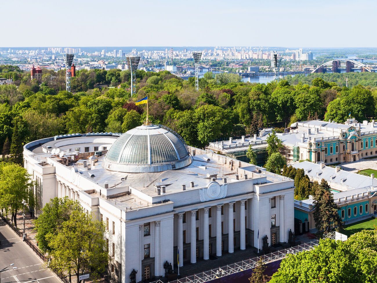 Верховная Рада поддержала возобновление большой приватизации в Украине