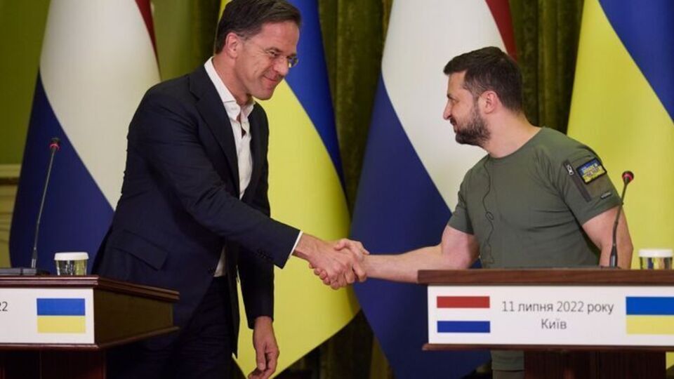 Рютте й Зеленський обговорили ситуацію з експортом зерна та військову допомогу
