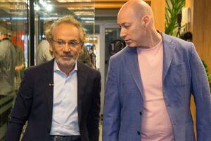 Шустер: Я полностью перехожу на солнечную энергию