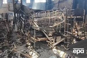 У СБУ зазначили, що у нібито обстріляному бараку вціліли вікна