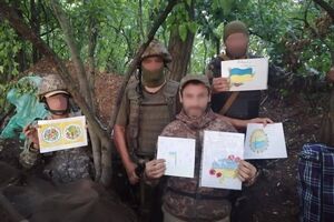 Украинские военные, кроме подарков от детей, получили также автомобили, топливо и средства индивидуальной защиты