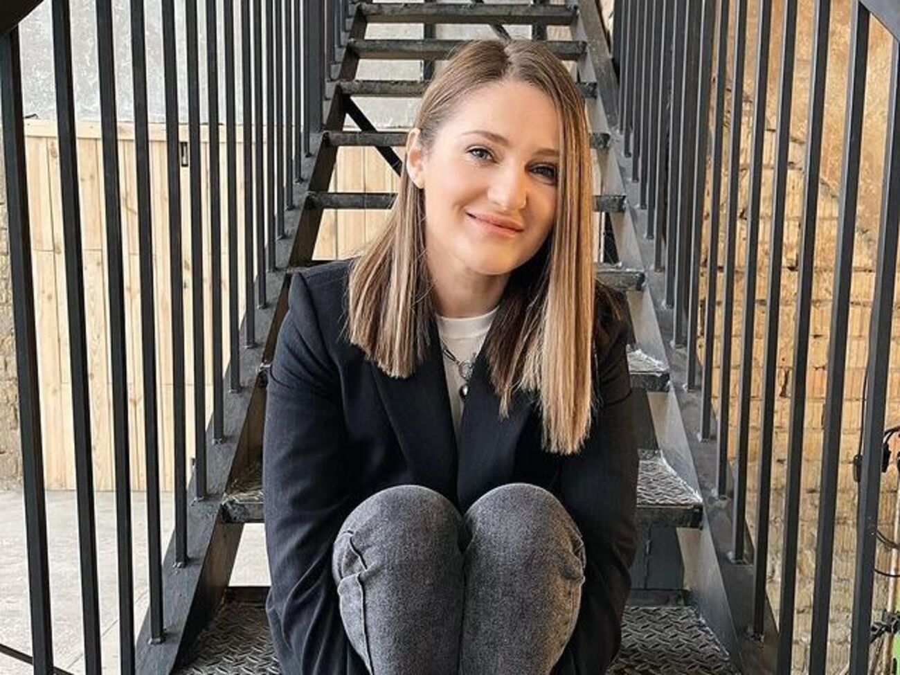 Песик занимается волонтерством в пользу ВСУ