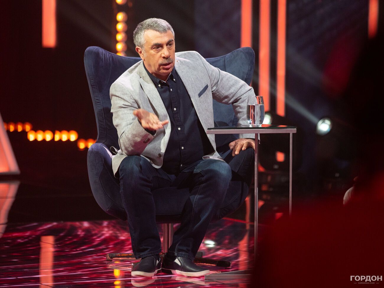 Комаровський: Виїхати з України? Тобто виходить, ці падли мене перемогли? Ні, друзі. Це моя країна