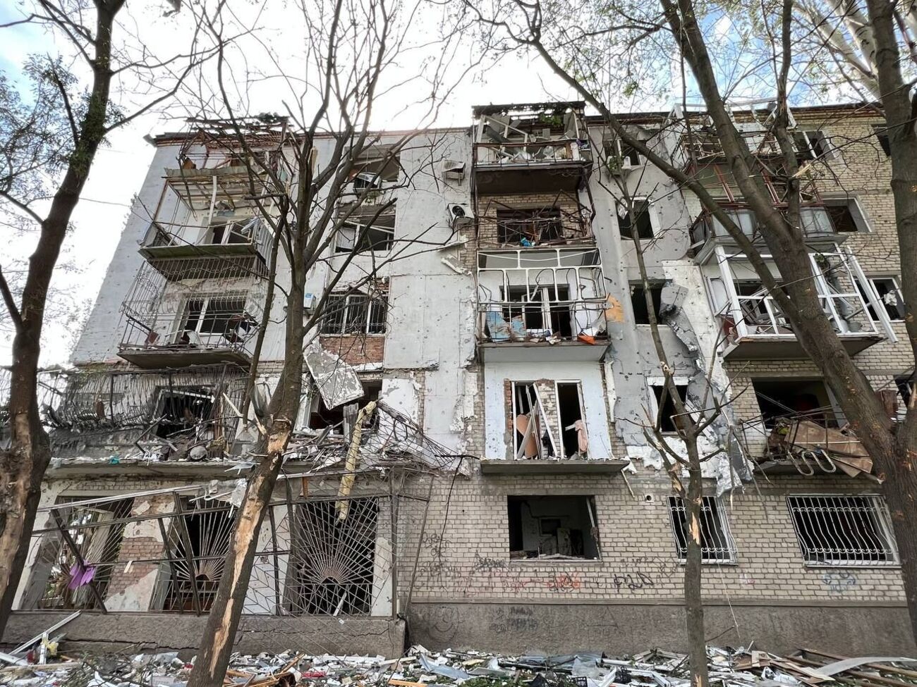 Окупанти практично щодня обстрілюють Миколаїв