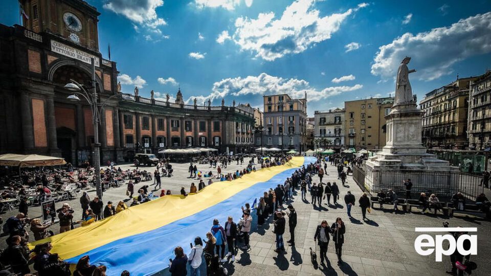 Українці вийдуть на мітинги в містах Європи та світу