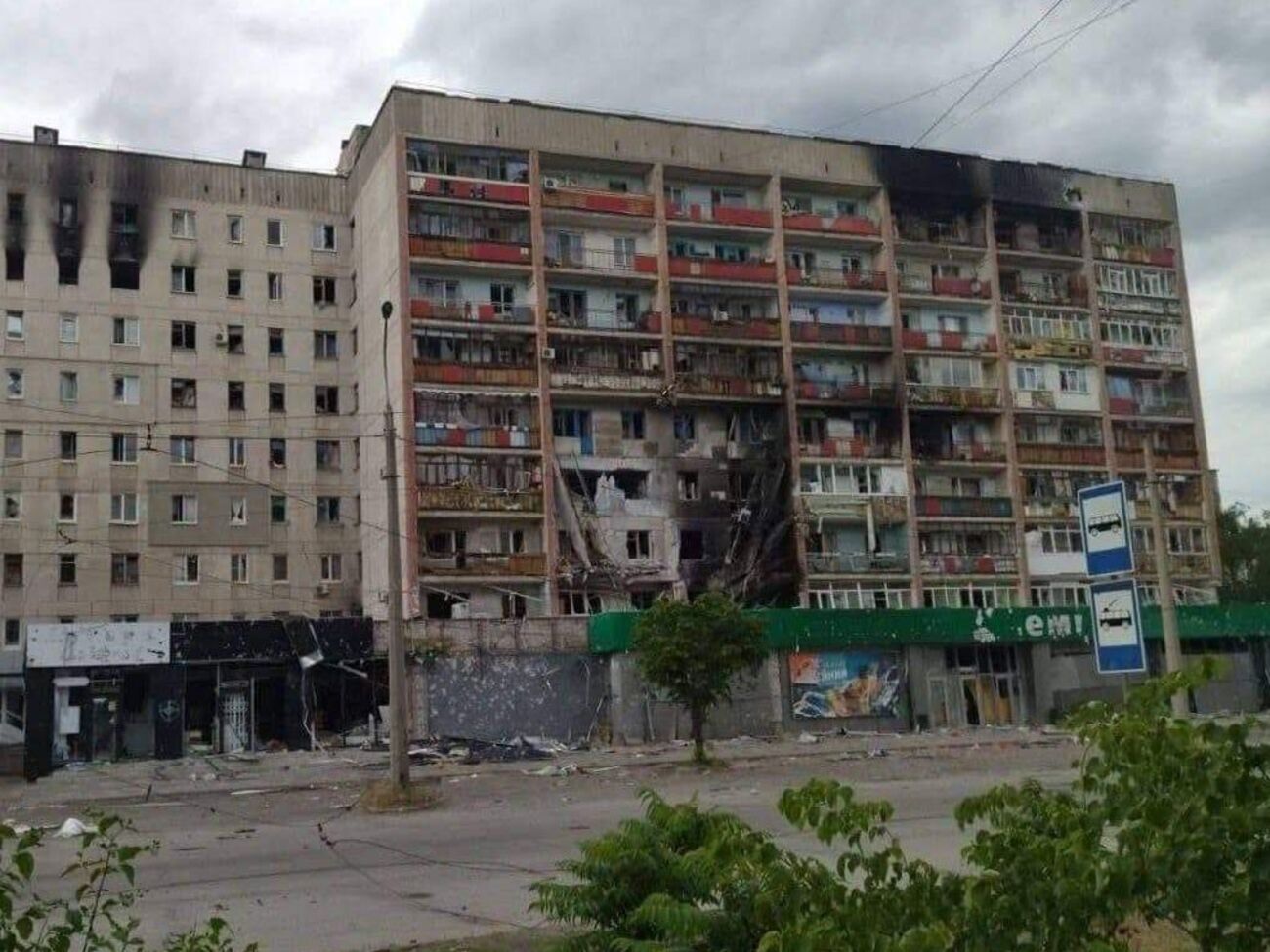 В Северодонецке разрушено множество домов, не работает критическая инфраструктура