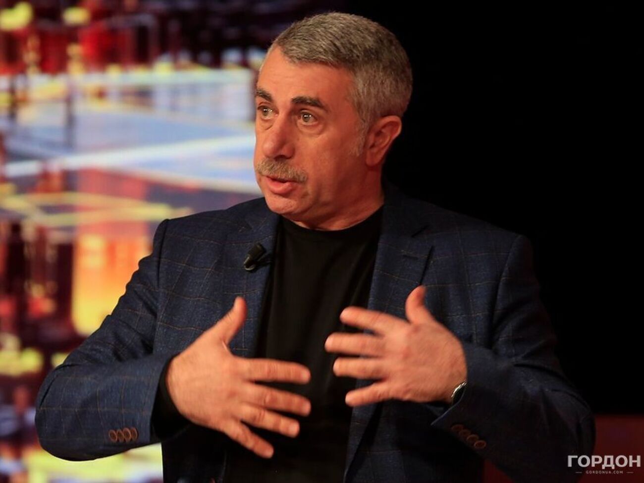 Комаровский: Не сидите сложа руки – помогайте людям, творите добро