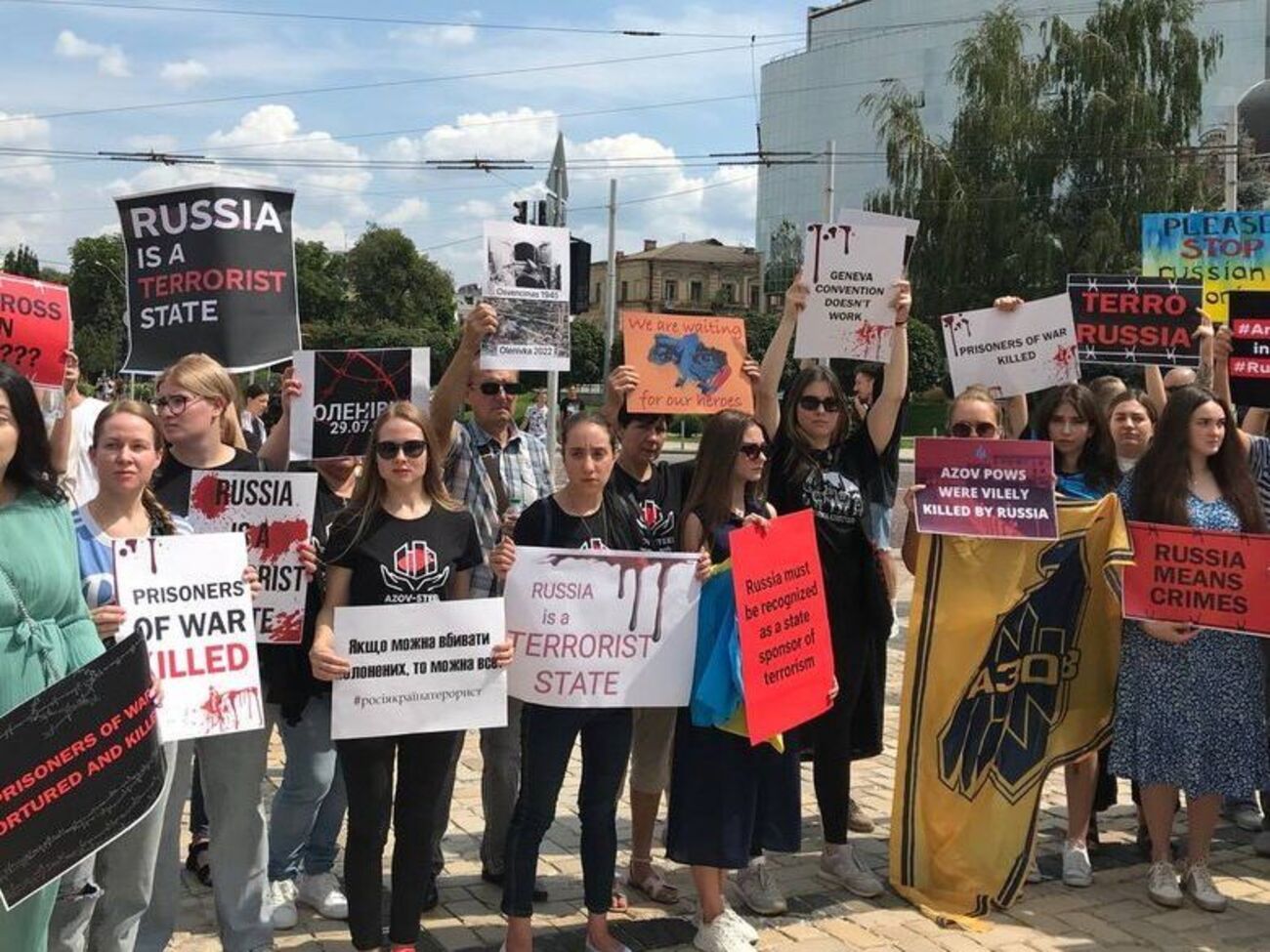 У родственников военнопленных сейчас есть списки погибших только от российской стороны