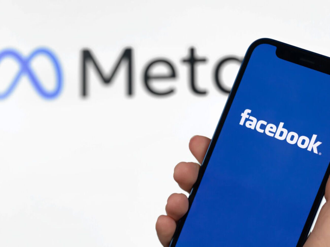 Выручка Meta за апрель &ndash; июнь 2022 года составила $28,82 млрд &ndash; это на 1% ниже, чем годом ранее