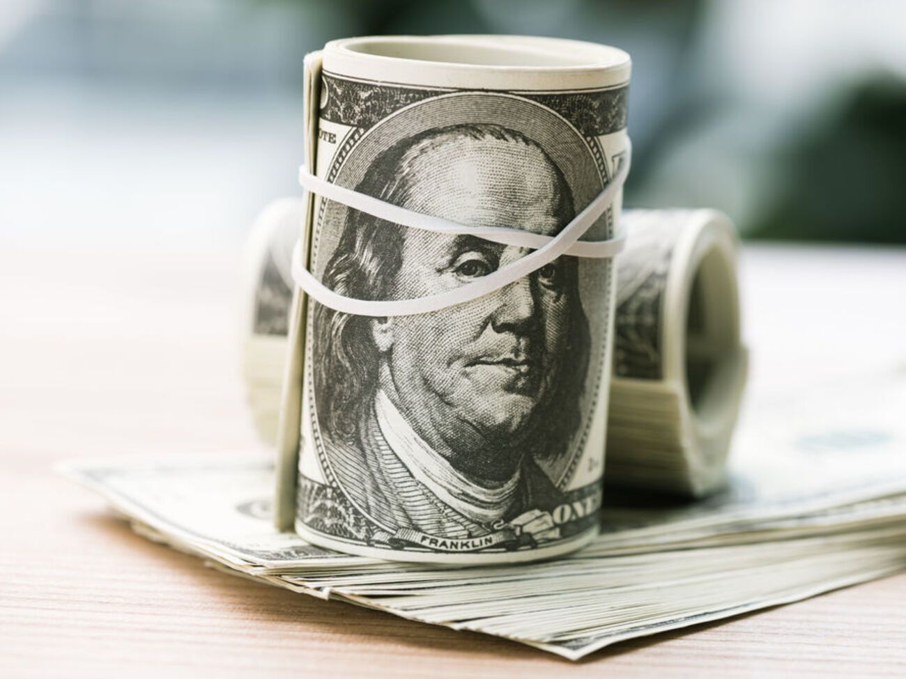 Рейтинг Украины снизили&nbsp;в связи со сделанным Украиной предложением об отсрочке выплат по еврооблигациям на два года