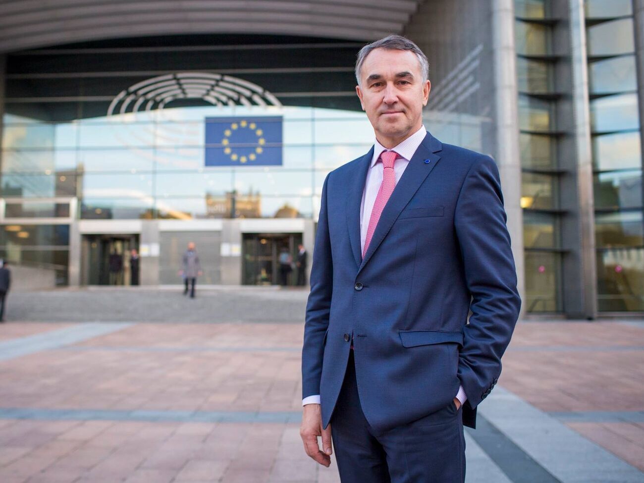 Стосовно війни в Україні Ауштрявічюс розділив країни на три групи