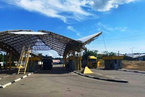 Якщо закон ухвалять, то дозвіл на виїзд отримають українці, які мають в інших країнах нерухомість та бізнес