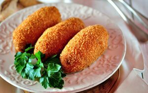 Котлеты по рецепту Саливанчук необходимо обжаривать перед запеканием