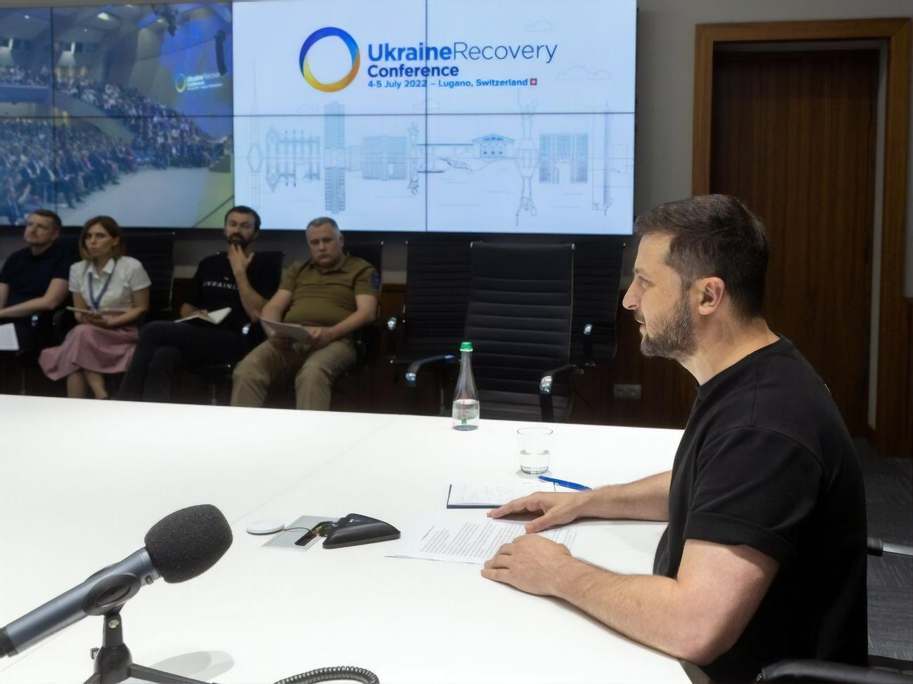 Про план відновлення Зеленський розповів під час&nbsp;відеоувімкнення