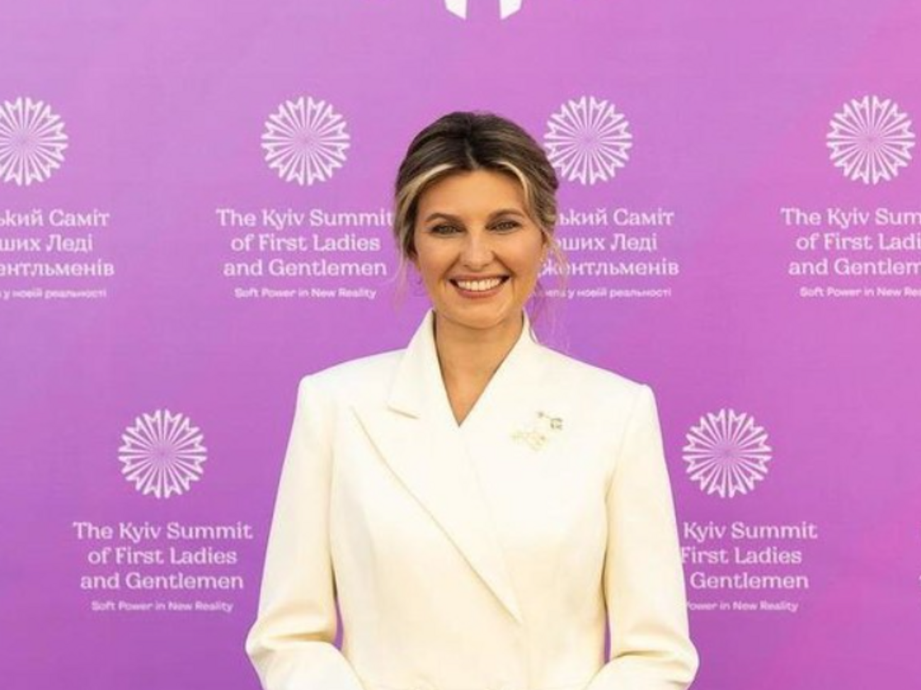 Зеленская анонсировала в июле 2022-го второй саммит первых леди и джентльменов, несмотря на войну