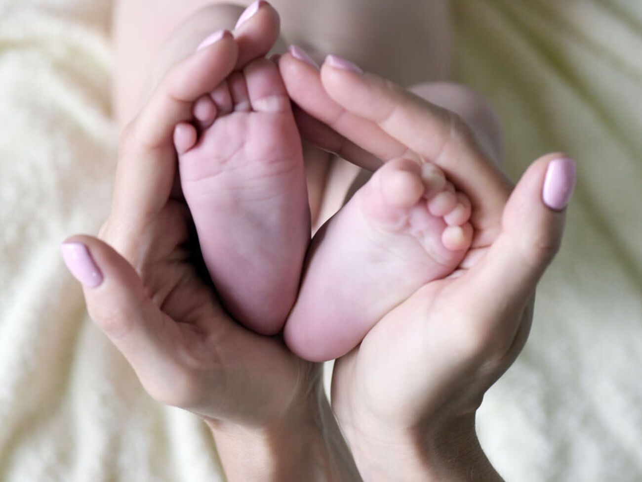 Минздрав сообщил о получении препарата для лечения детей с редким заболеванием