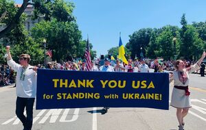 Украинская колонна впервые участвовала в параде на День независимости США. Фоторепортаж