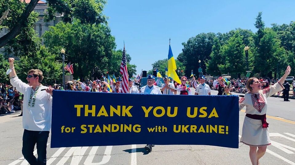 Украинская колонна впервые участвовала в параде на День независимости США. Фоторепортаж