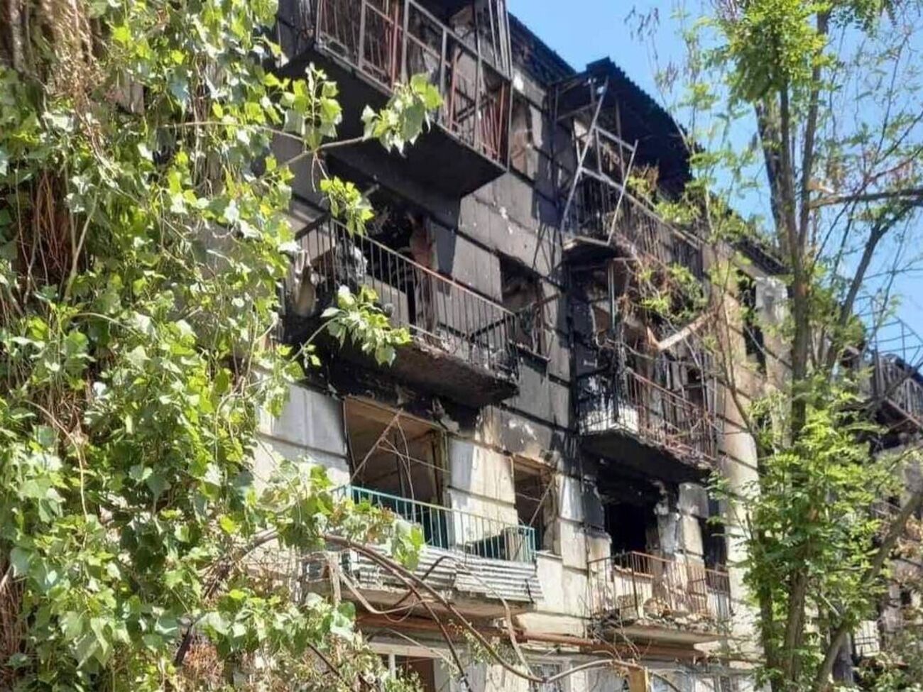 Місцева влада вважає, що в Лисичанську залишилися люди, які хотіли б, але не встигли евакуюватися