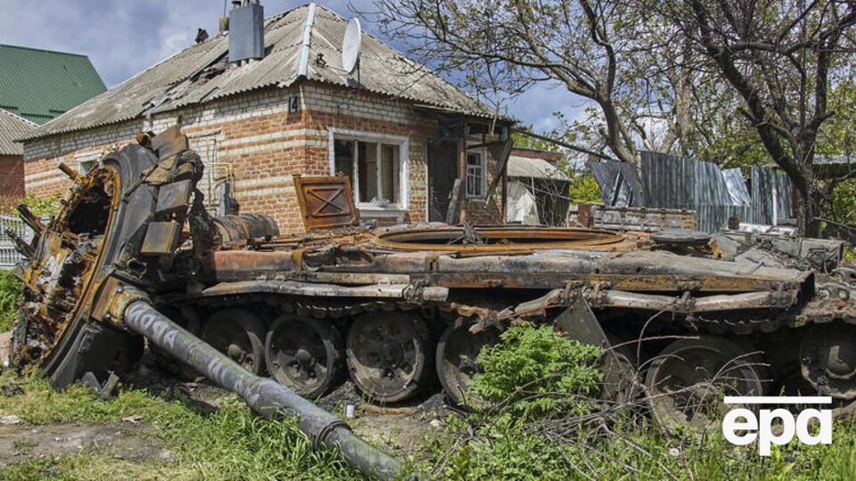 Окупанти у війні проти України втратили майже 1600 танків