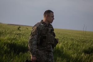 Костенко: Значна частина наших військ могла би битися за схід, за південь, проводити контрнаступи, але вона тримає кордон із Білоруссю
