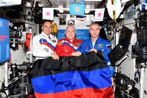 Российские космонавты и "Роскосмос" использовали МКС для пропаганды захватнических действий в Украине
