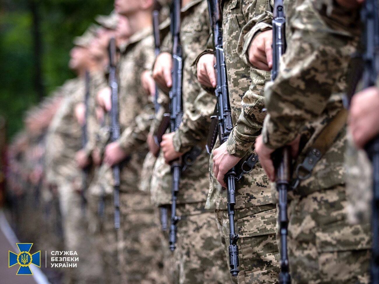 В Генштабе ВСУ напомнили, что закон, согласно которому в военное время нельзя покидать место проживания без разрешения военкомата, действует уже 30 лет